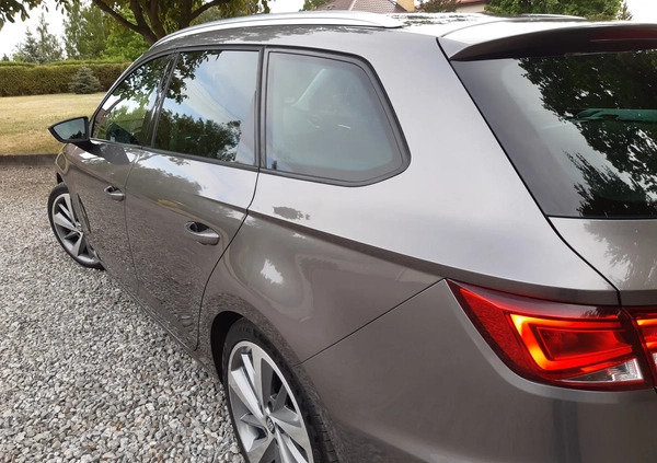 Seat Leon cena 52300 przebieg: 218000, rok produkcji 2015 z Radom małe 631